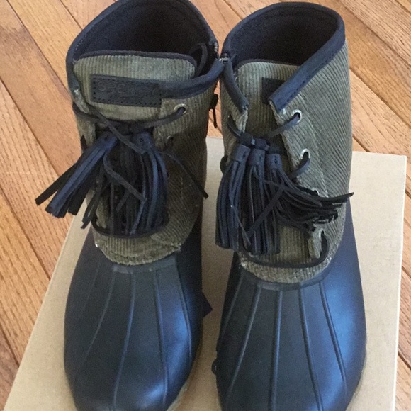 Sperry Women's Saltwater Tassel Corduroy Booties - Picture 2 of 13